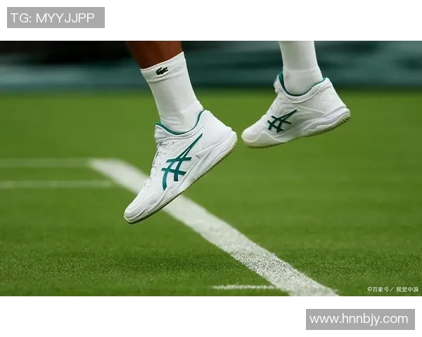 穿着X20足球鞋的顶级球星们如何在绿茵场上展现无与伦比的速度与技巧