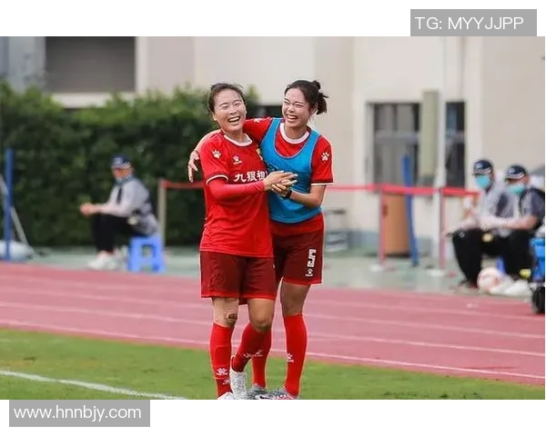 中国女足球星精彩首秀掀起热议为女足注入新活力助力球队再创辉煌